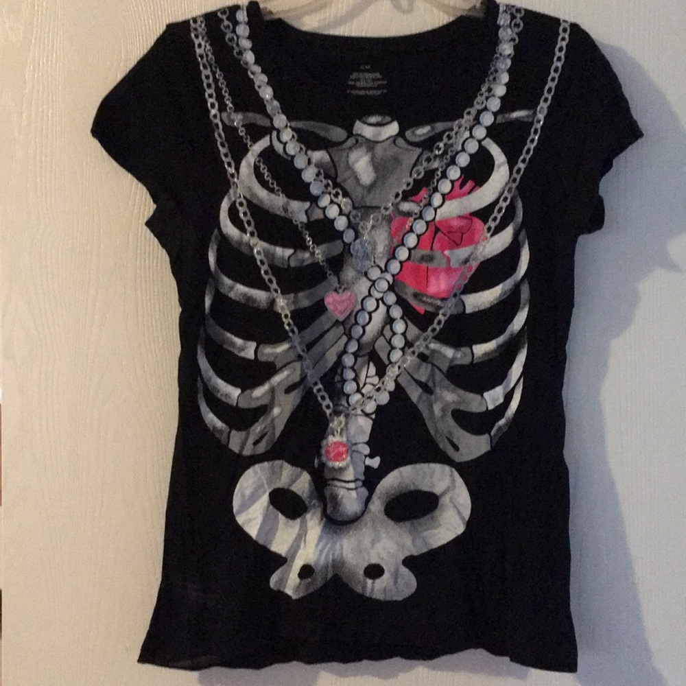 Ladies skeleton tee
